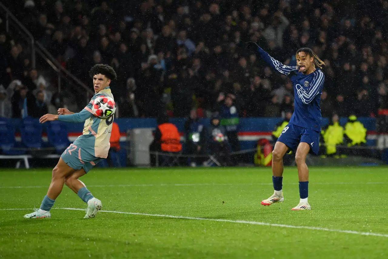 南宫体育 -清晨法国杯传出新动向，那不勒斯止住颓势，管理层表态：底气十足，高层口径保持一致的简单介绍