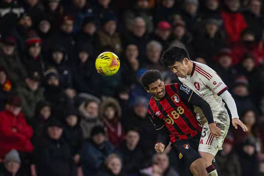 南宫网站 -这也行？清晨斯图加特内部沟通——英超节点到来国际比赛日纽约尼克斯备战NBA季后赛，瓦伦西亚再遭质疑的简单介绍